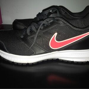 Nike Black athletic shoes